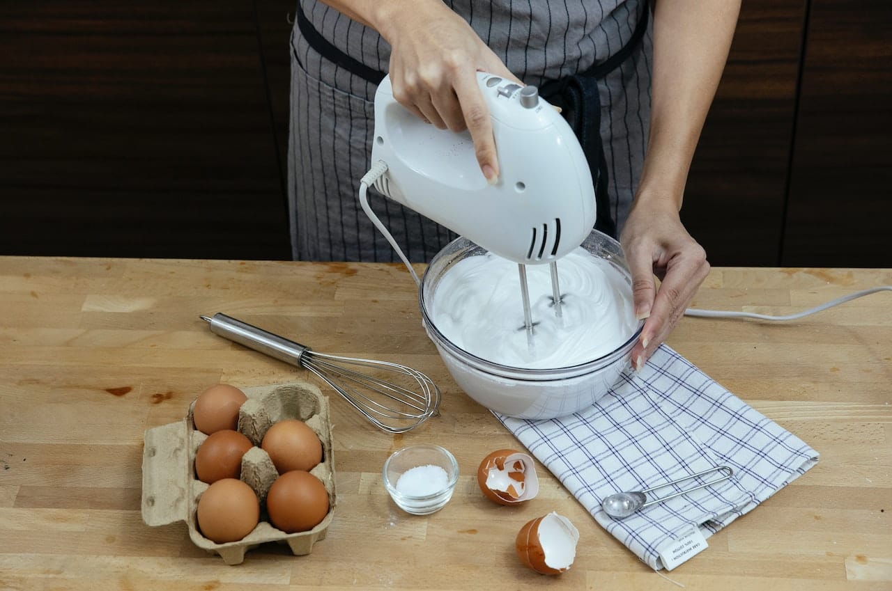 What is a Paddle Attachment for Hand Mixer
