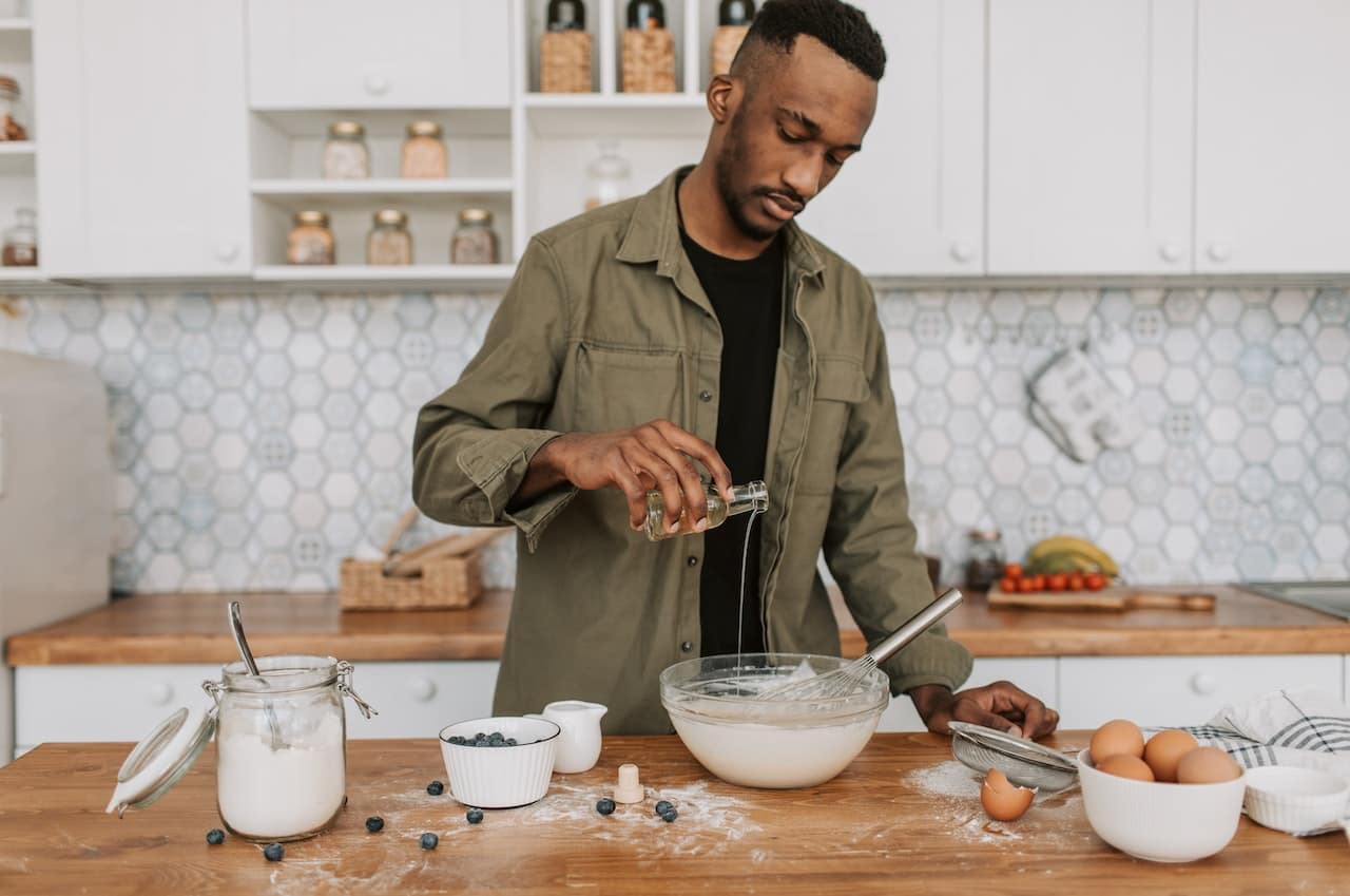 What is a Heatproof Bowl?